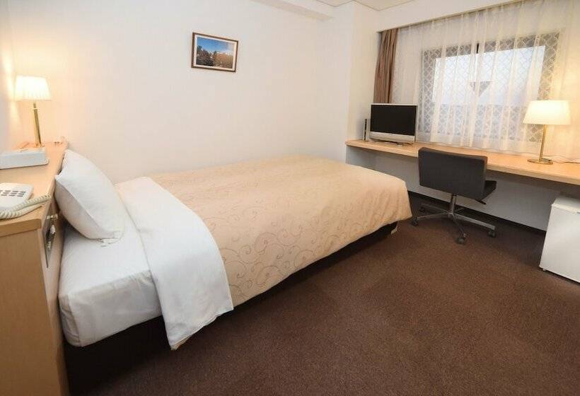 Quarto Estandar Individual, Route Tsukuba