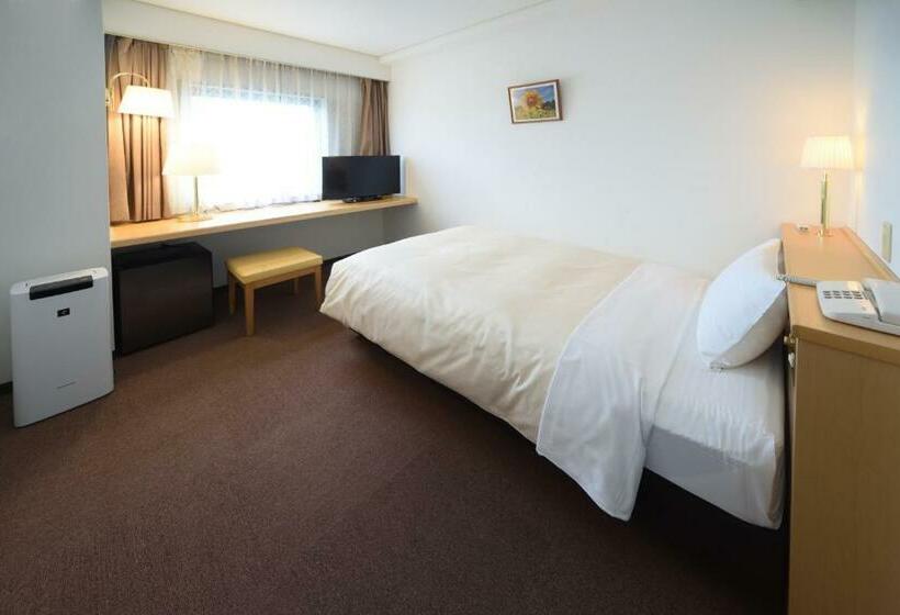 Quarto Estandar Individual, Route Tsukuba