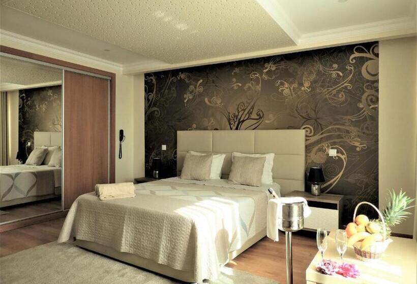 جناح سوبيريور, Rural Rocha Da Gralheira