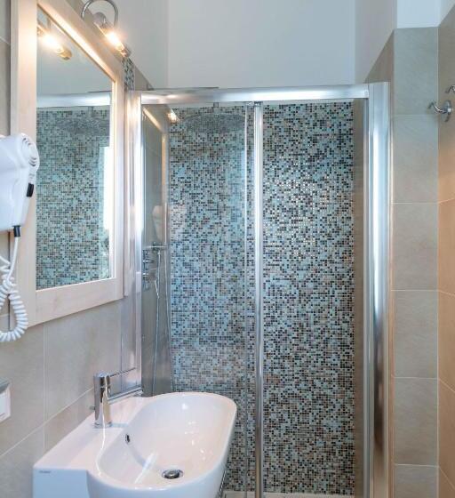 高级三人间, Smart Cervia