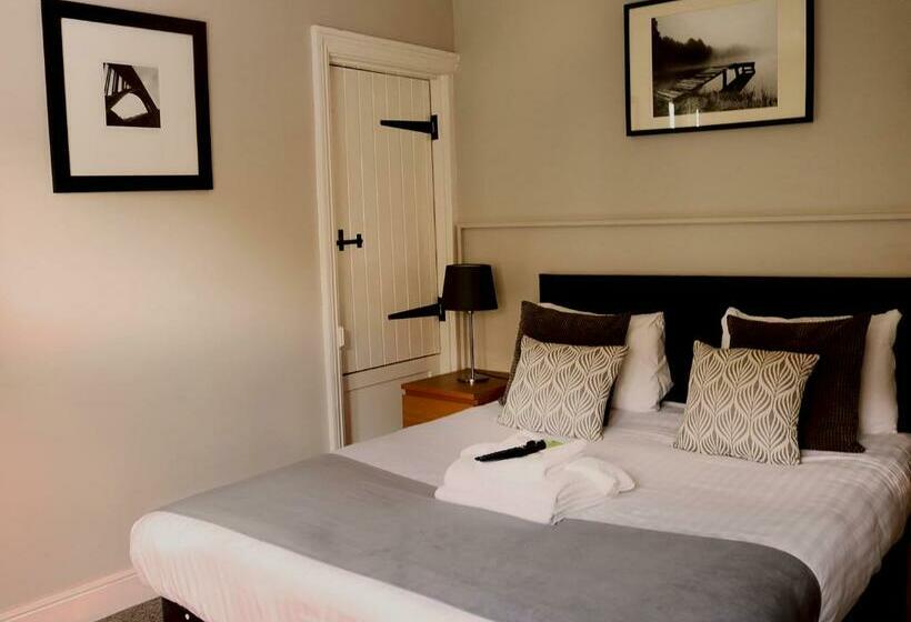 חדר קלאסי, The Oyster Smack