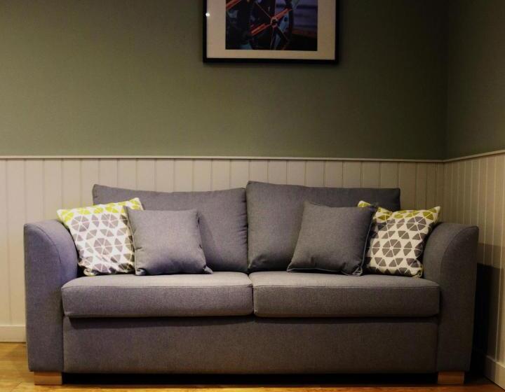 חדר סופריור, The Oyster Smack