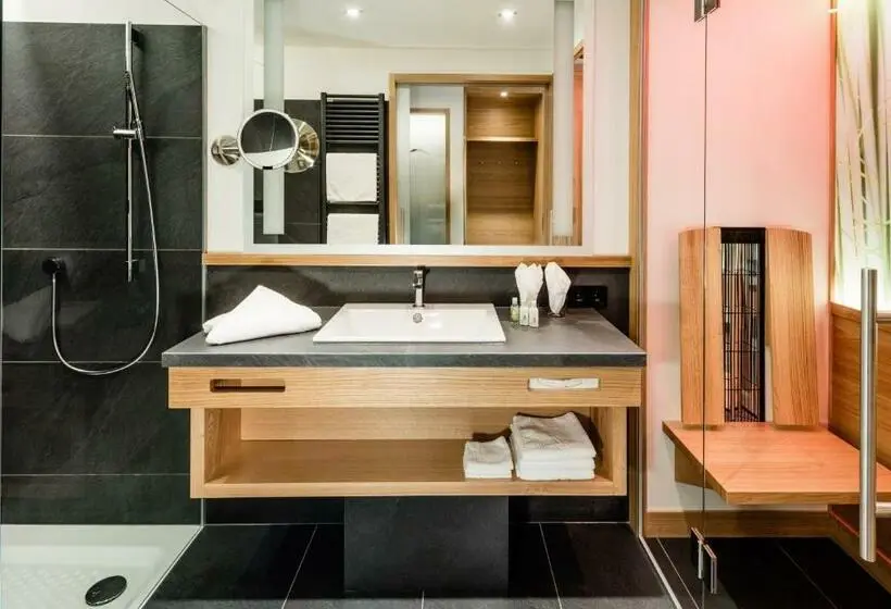 Superior-huone, Lake Spa Hotel Seeleiten