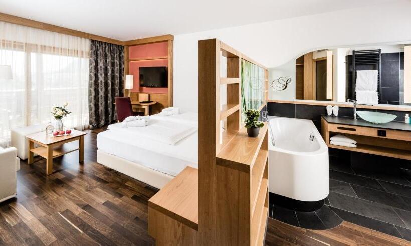 סוויטת ג'וניור, Lake Spa Hotel Seeleiten