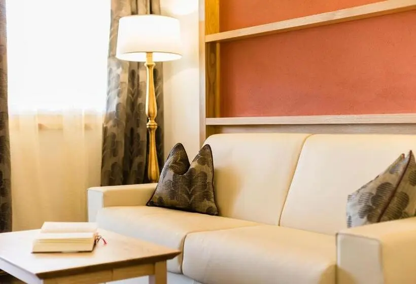 Sviitti 2 Makuuhuonetta, Lake Spa Hotel Seeleiten