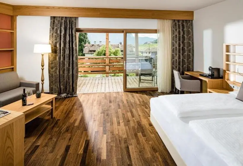 Juniorsviitti, Lake Spa Hotel Seeleiten