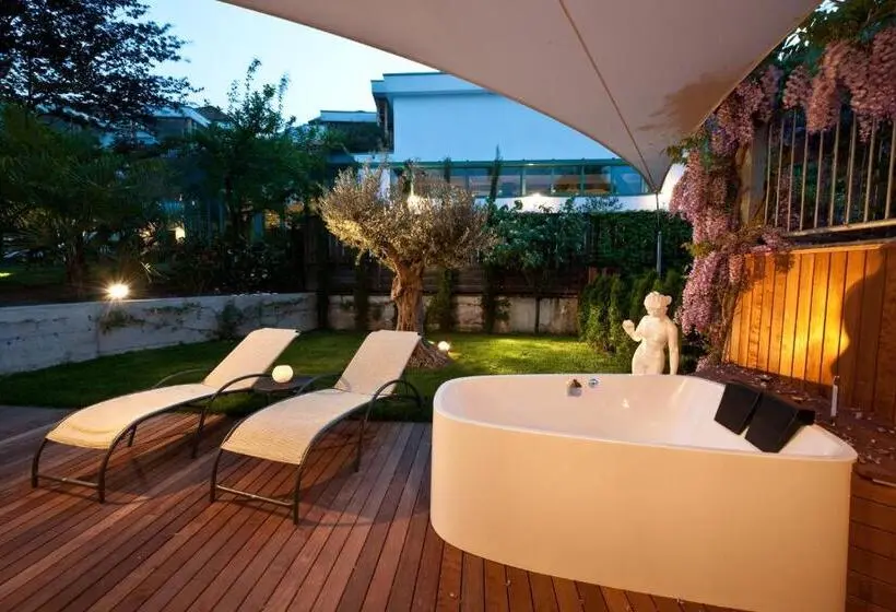Superior-sviitti, Lake Spa Hotel Seeleiten
