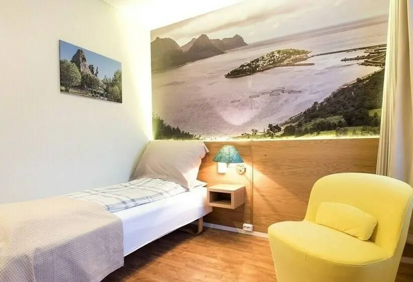 Standart Tek Kişilik Oda, Senja Hotell