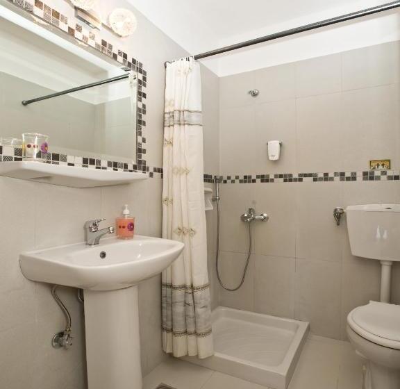 شقة غرفتين نوم إطلالة جانبية على البحر, Vana Holidays