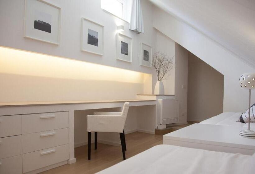 اتاق استاندارد چهار تخته, B&b La Collegiata