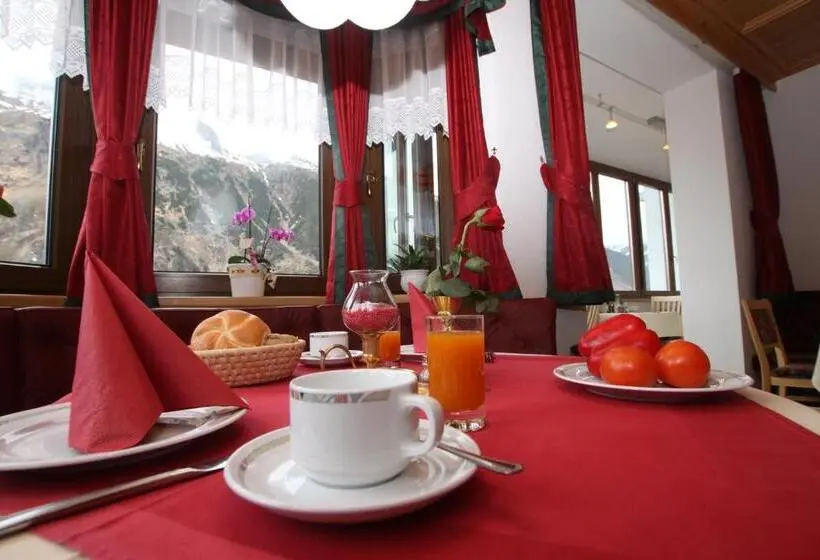 اتاق لوکس با بالکن, Apart Garni Romantica