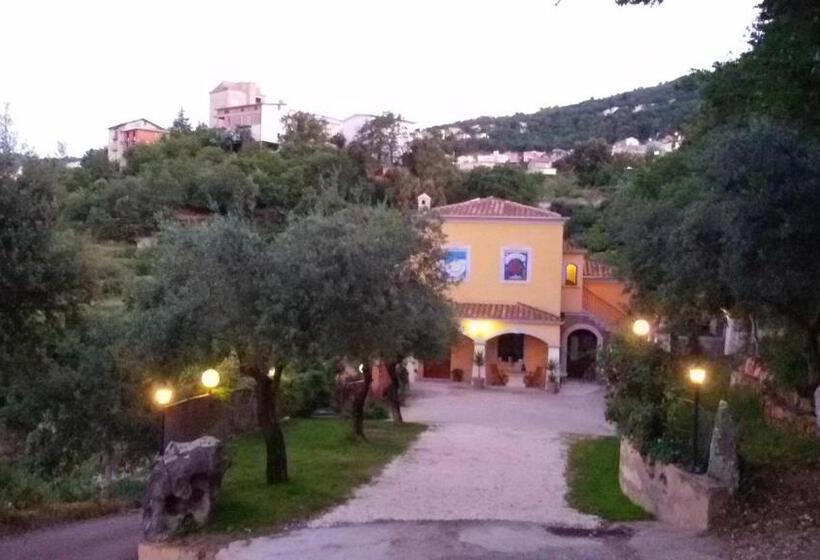 חדר סטנדרט, Le Roverelle