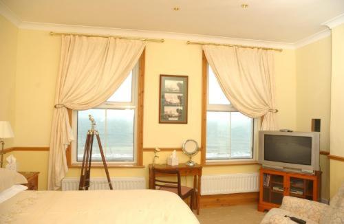 سوییت با چشم‌انداز دریا, The Ship Inn   Sandgate