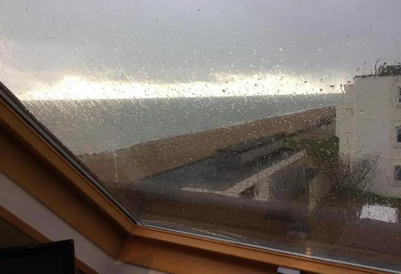 景色の見えるスイートルーム, The Ship Inn   Sandgate