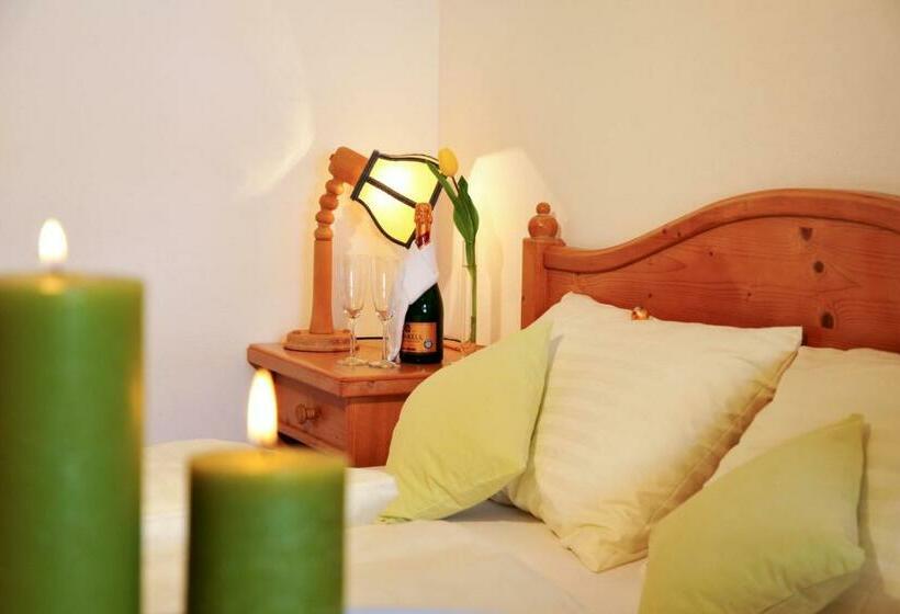 חדר סטודיו סטנדרד, Dachstein West Hotel Gmbh Kirchenwirt Russbach