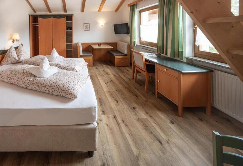 חדר סטנדרט לשלושה, B&b Martha