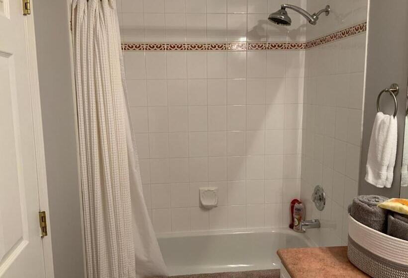 סטודיו סטנדרט, מיטה זוגית, Borgata Lodge Resort