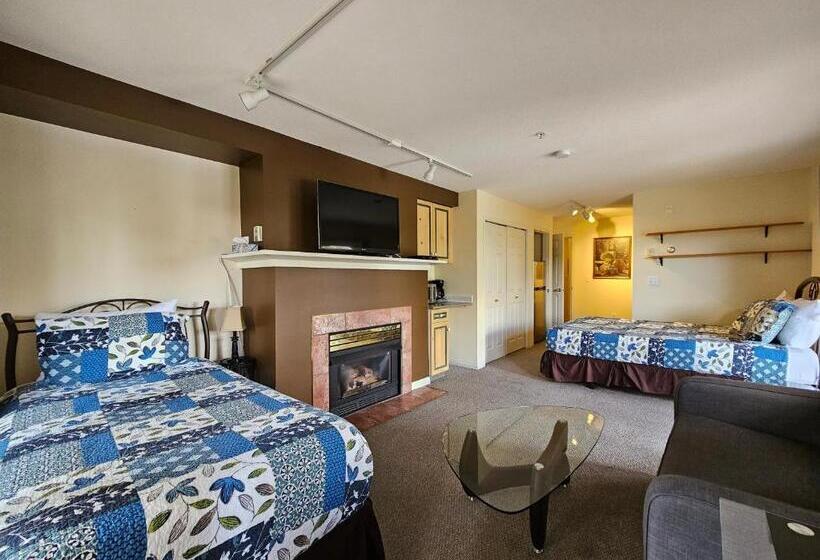 סטודיו משפחתי, Borgata Lodge Resort