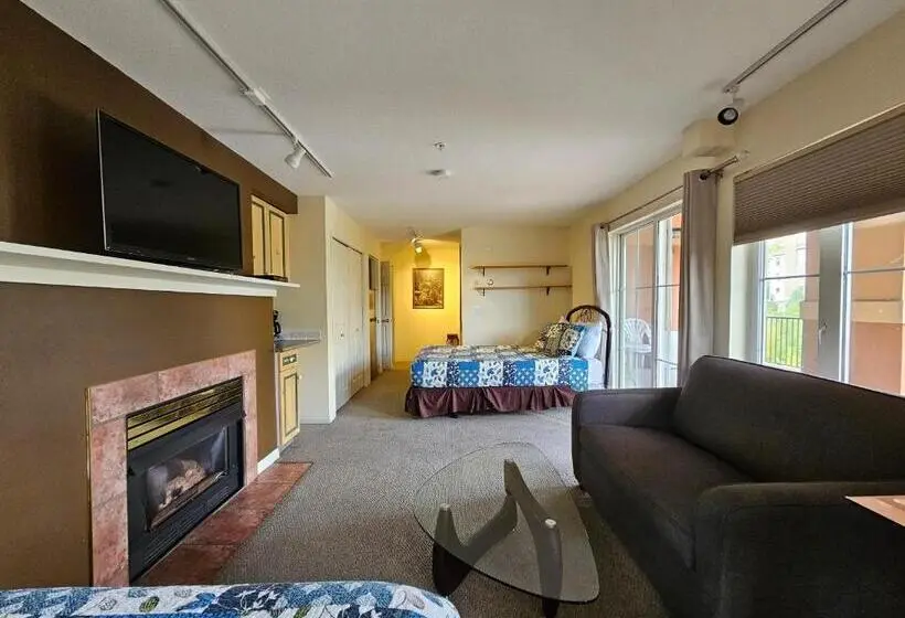 Perhestudio, Borgata Lodge Resort