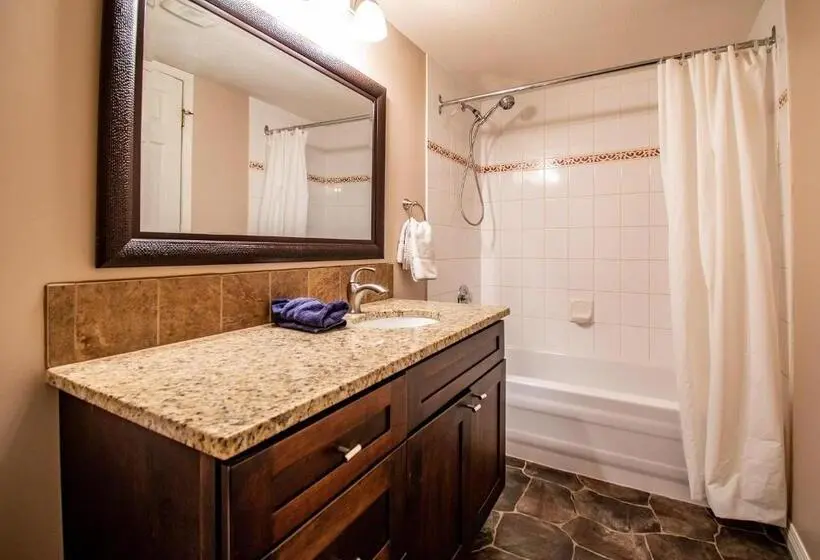 Standard-studio Parveke, Borgata Lodge Resort