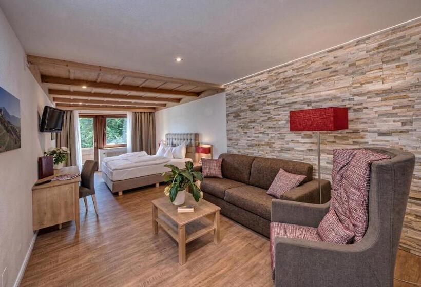 Люкс с Балконом, Hofer