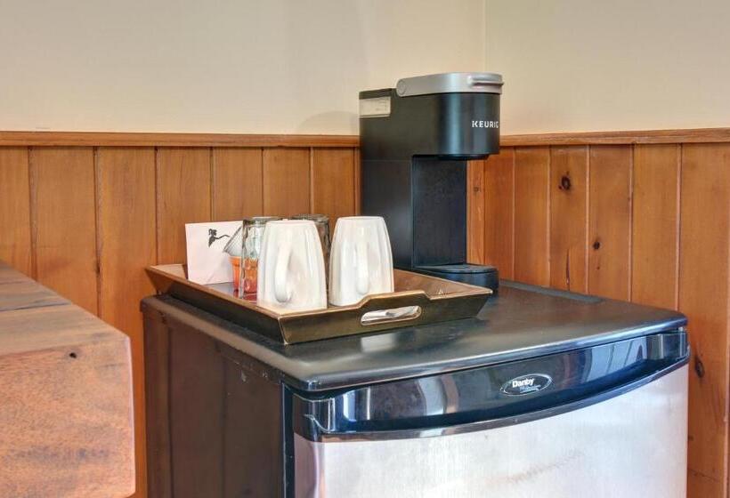 四人标准间, Hôtel Du Lac Lenore