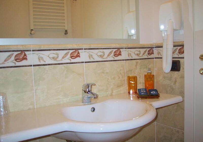 スーペリアトリプルルーム, Metropolitan