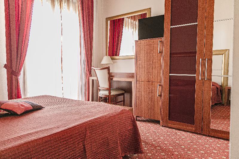 スーペリアールーム, Metropolitan