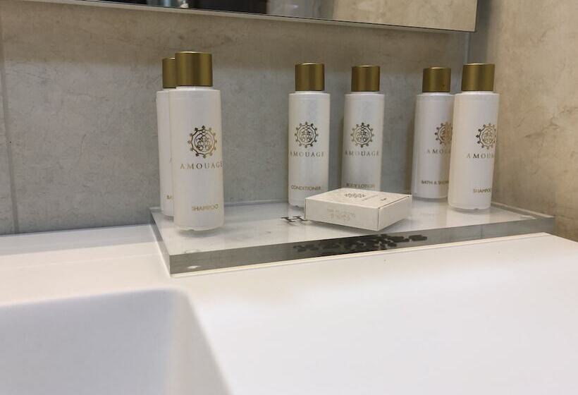 디럭스 룸 측면 바다 전망, New Belvedere