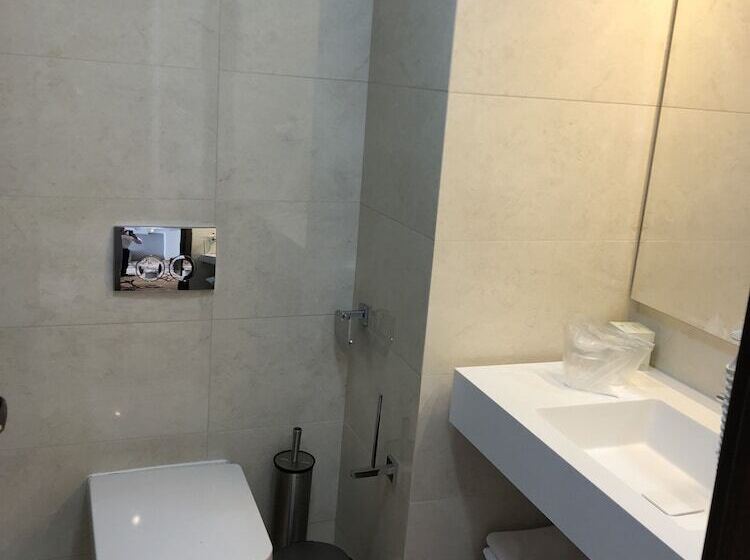 디럭스 룸 측면 바다 전망, New Belvedere