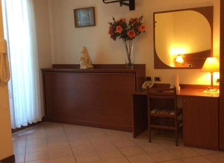 חדר סטנדרט, Pizzeria Ristorante Al Leone