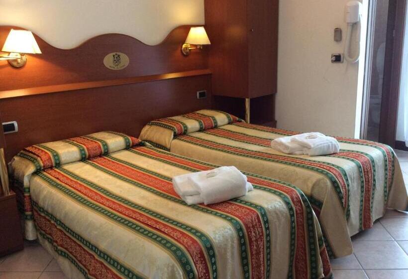 חדר סטנדרט, Pizzeria Ristorante Al Leone