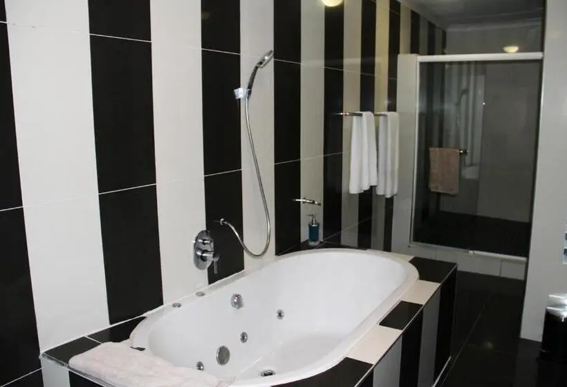 Suite, Ruby Stone Boutique