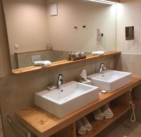 小型套房带阳台, Terra  The Magic Place Relais & Chateaux