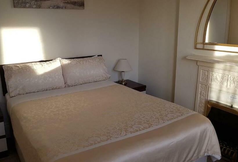 חדר סטנדרט, The Wycliffe