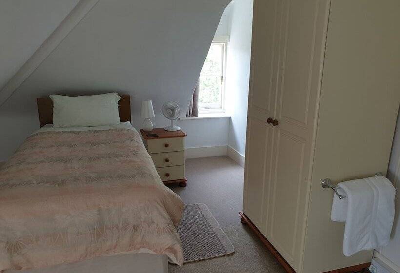 חדר סטנדרד יחיד חדר אמבטיה משותף, The Wycliffe