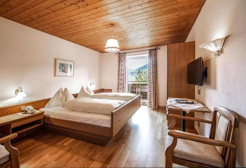Standard-huone Parveke Puutarhanäkymä, Landhotel Gasthof Zum Löwen