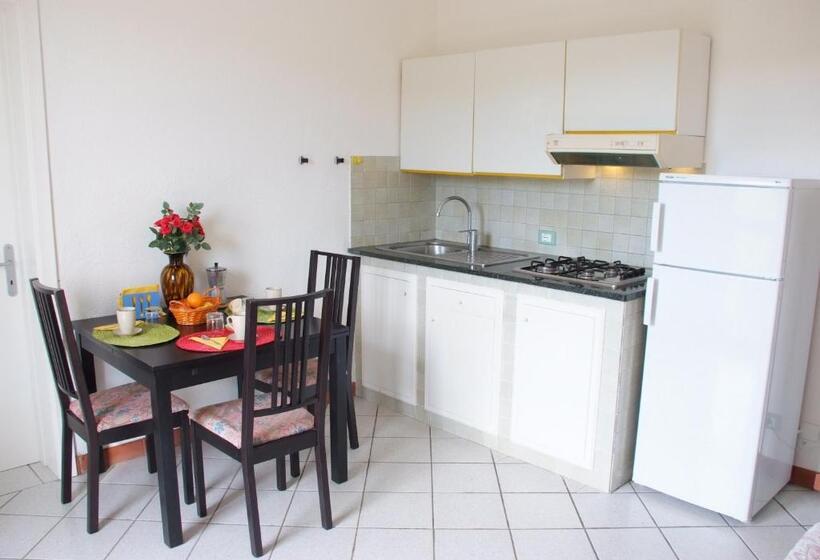 آپارتمان 2 خوابه, Residence Della Luna