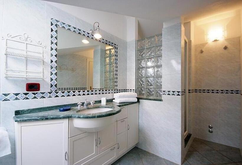 شقة دور أخير غرفة نوم واحدة, Residence Della Luna