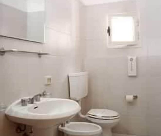 إستوديو قياسى, Residence Della Luna