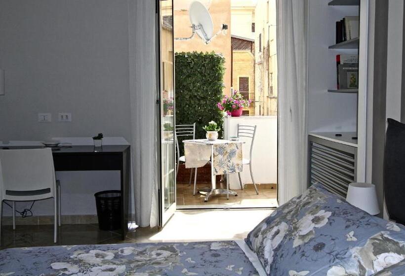 اتاق لوکس سه تخته, La Passeggiata Di Girgenti