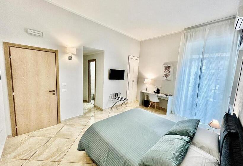 اتاق لوکس سه تخته, La Passeggiata Di Girgenti