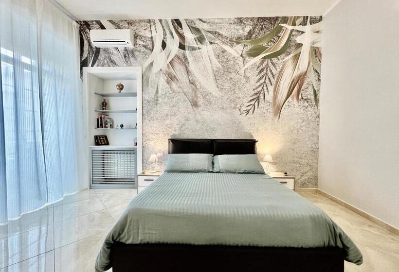 اتاق لوکس سه تخته, La Passeggiata Di Girgenti