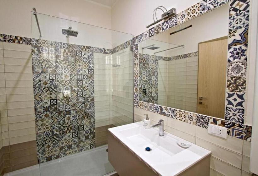 اتاق استاندارد, La Passeggiata Di Girgenti