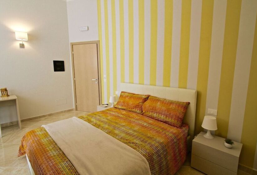 اتاق راحتی سه تخته, La Passeggiata Di Girgenti