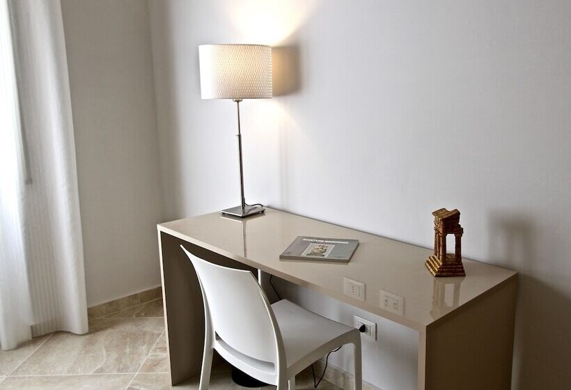 اتاق راحتی سه تخته, La Passeggiata Di Girgenti