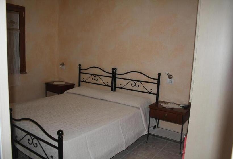 חדר דלוקס, La Pavoncella