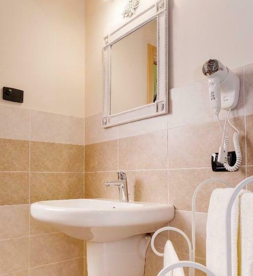 スタンダードルーム, Azienda Agricola Rovertondo