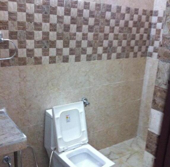 Quarto Superior Cama King, Abhinandan Grand