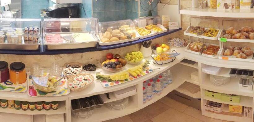 חדר סטנדרט, Conero Camere